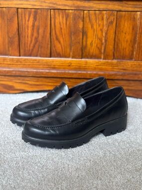 Ecco Black Leather Women's Penny Moccasins